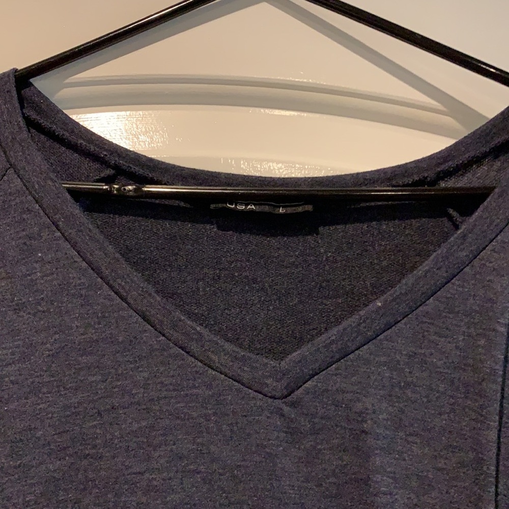 Size large navy tunic - Picture 4 of 6